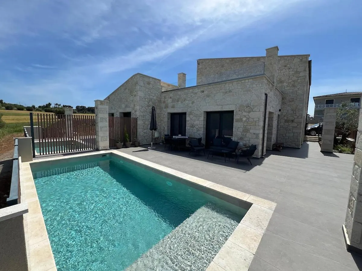 Exclusive New Villa With Private Pool - 4Br Néa Fókaia