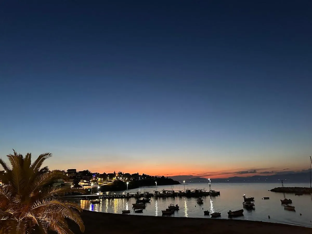Exclusive New Villa With Private Pool - 4Br Néa Fókaia 0*,  Grecia