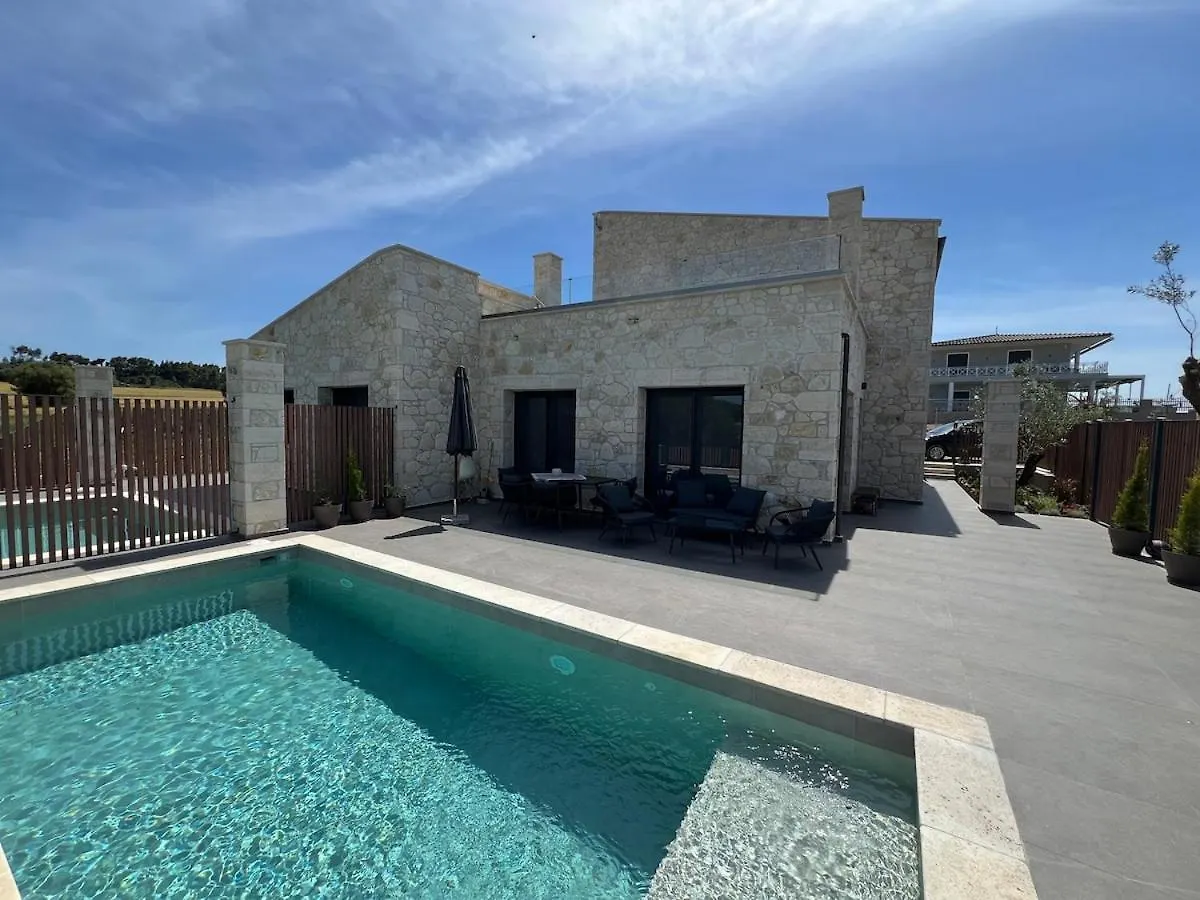 Exclusive New Villa With Private Pool - 4Br Néa Fókaia 0*,  Grecia