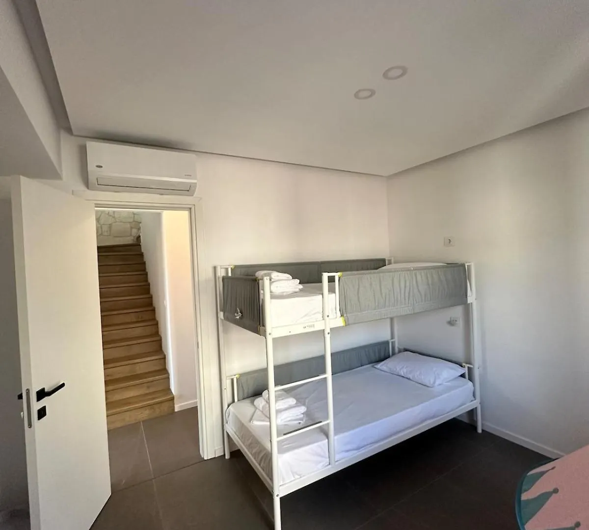 Exclusive New Villa With Private Pool - 4Br Néa Fókaia Grecia