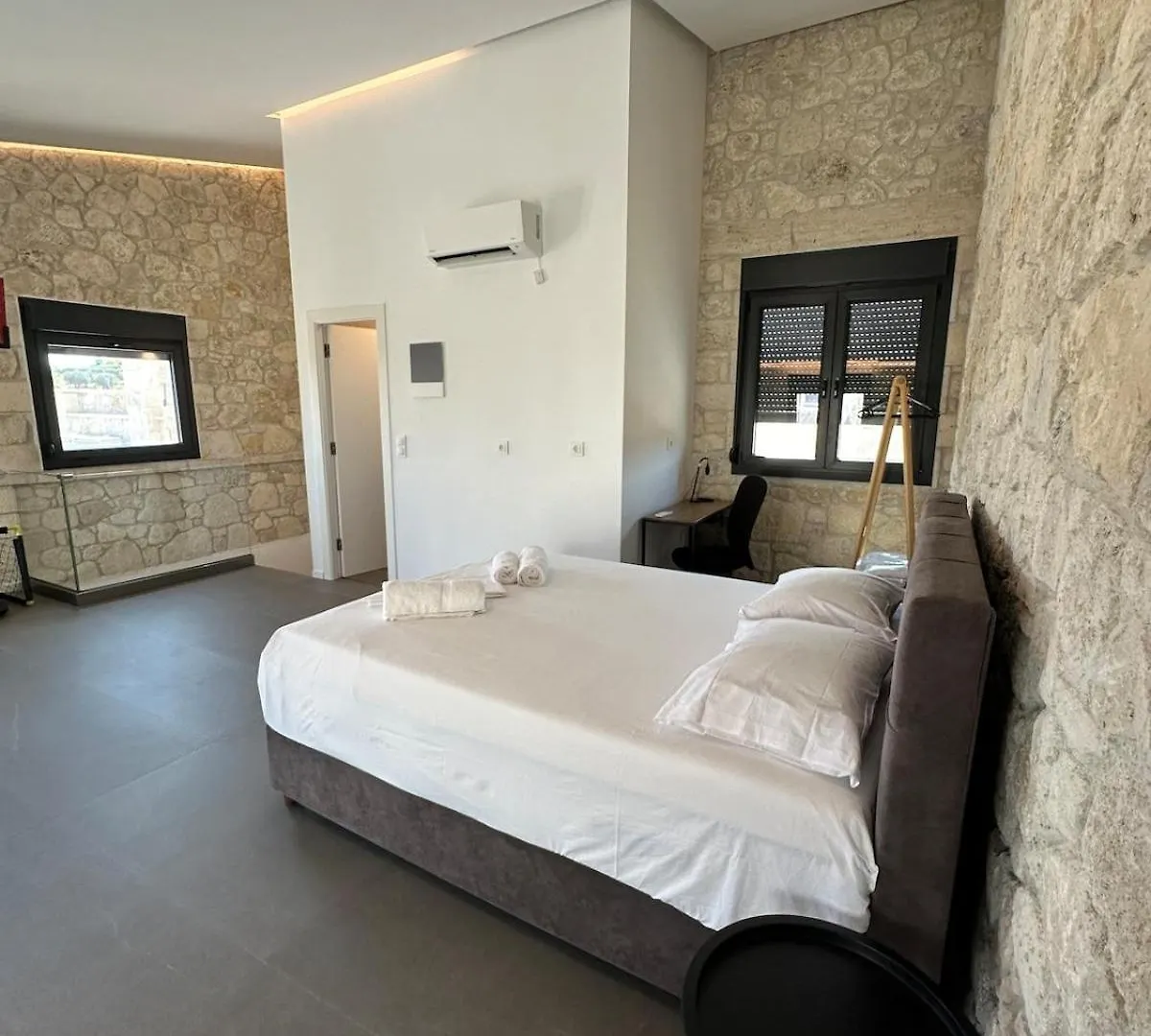 Exclusive New Villa With Private Pool - 4Br Néa Fókaia Grecia